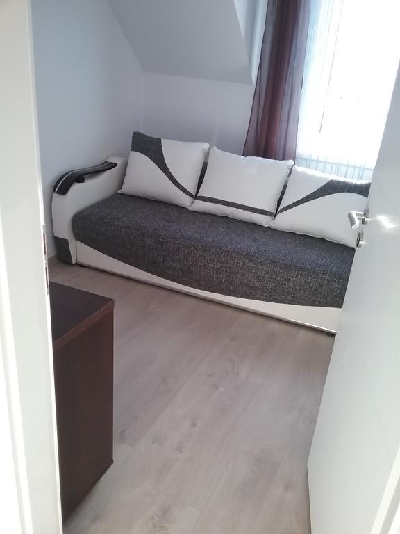 Apartment Feniks Lux 2+2 *