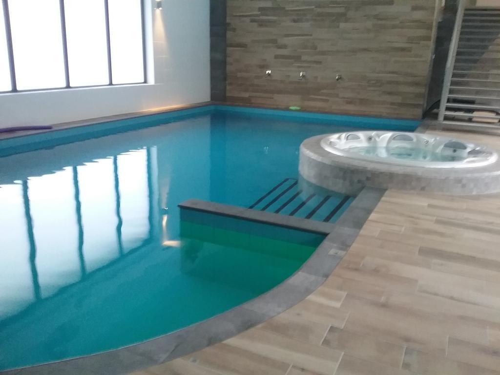 Apartment Feniks Lux 2+2 *