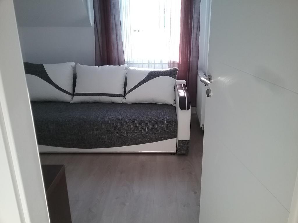 Apartament Feniks Lux 2+2 *