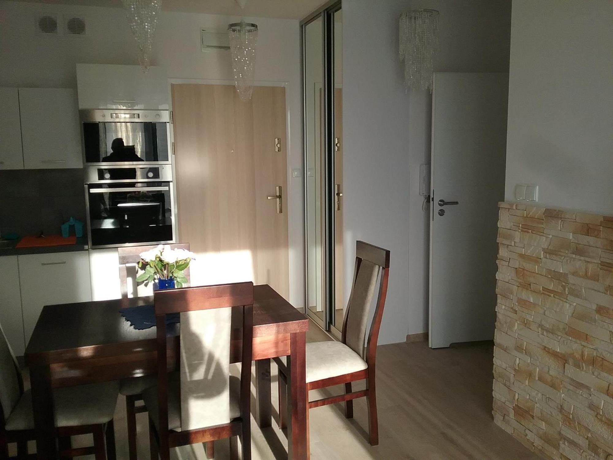 Feniks Lux 2+2