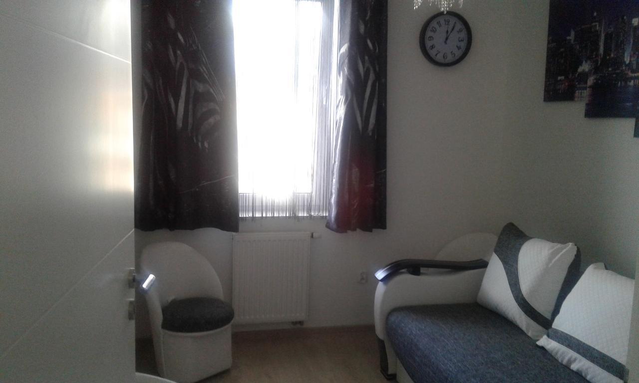 Feniks Lux 2+2 Apartament *